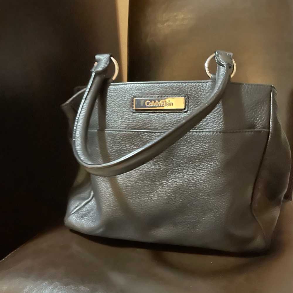 Calvin Klein blacks leather bag